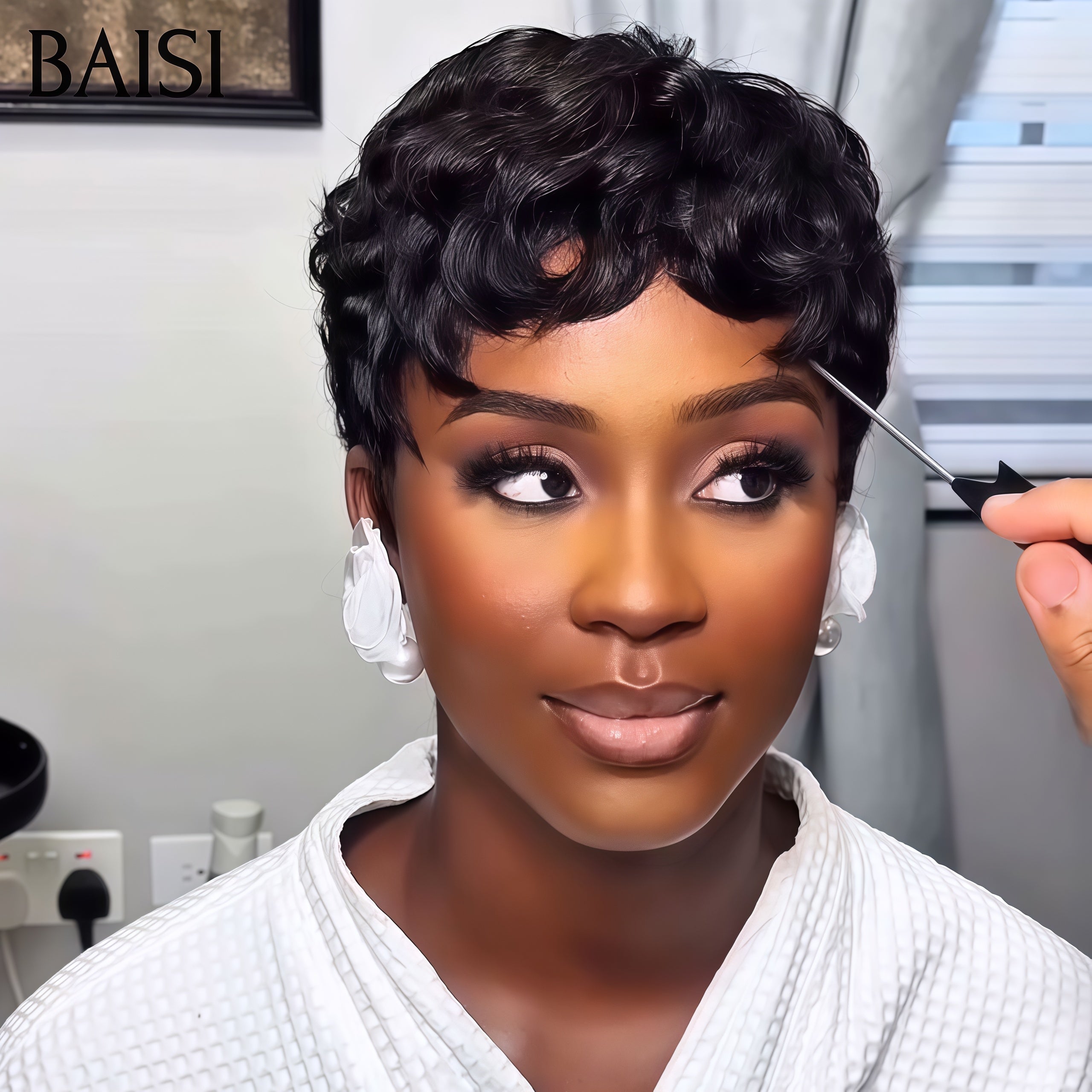 BAISI Perruque Chiomas 49€ Pixie Finger Wave petite coupe Lace Frontale en Couleur NOIR 58€ En 100% Cheveux Humains