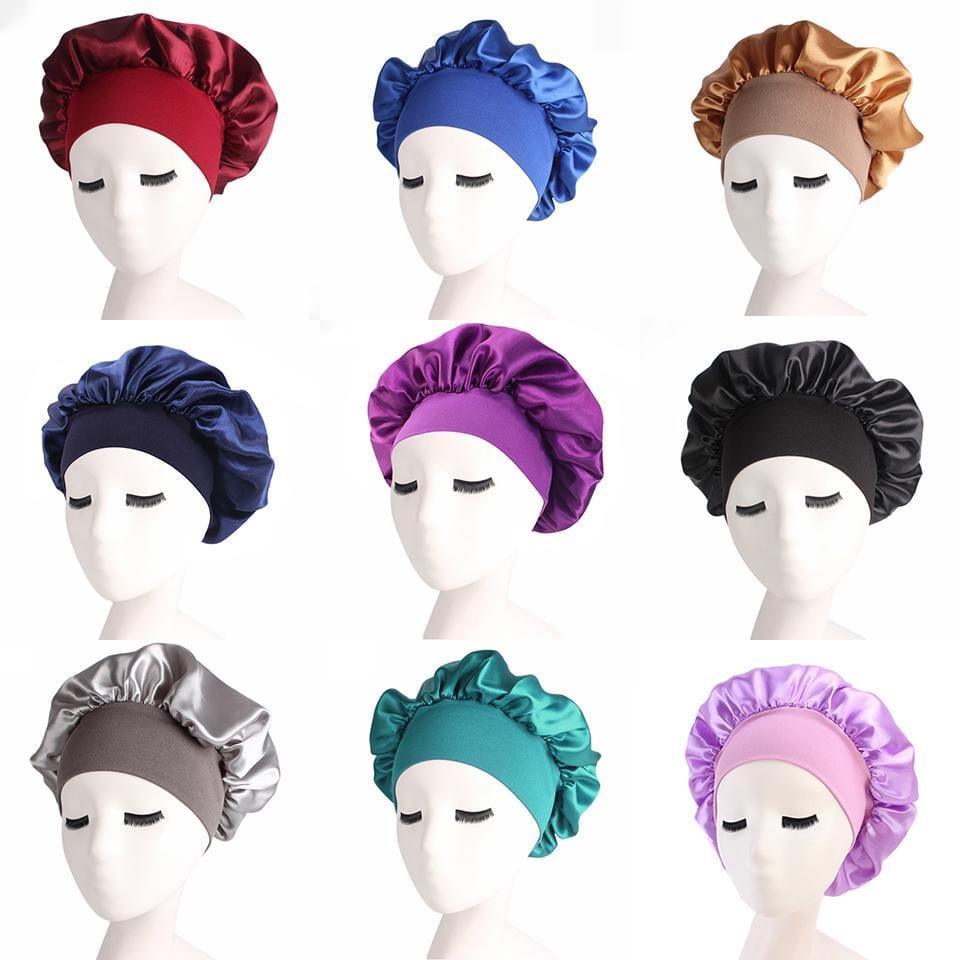 CAPPELLO IN RASO REGOLABILE (Il motivo del cappello verrà inviato in modo casuale)