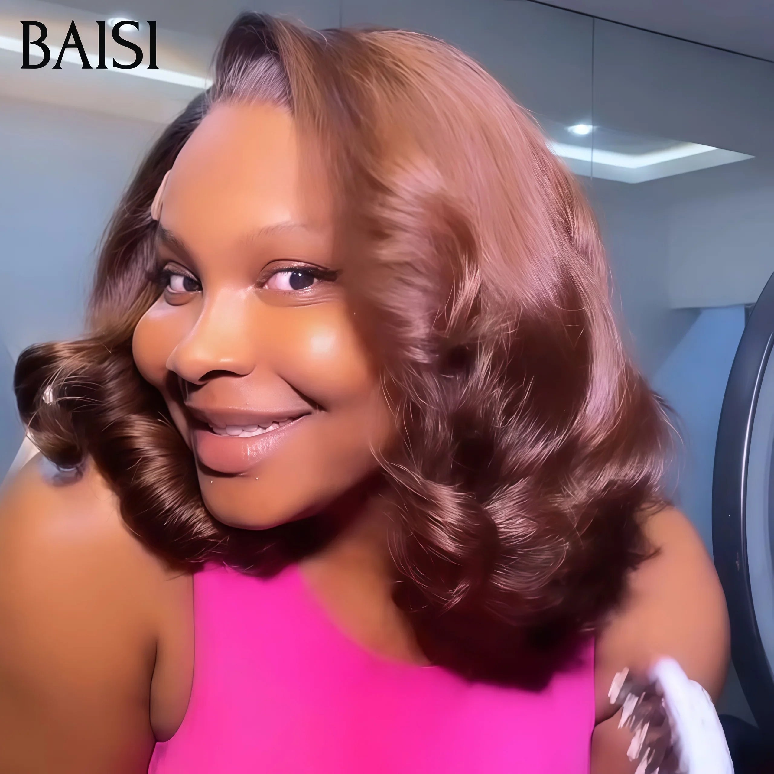 BAISI Achetez 2 perruques minimum au prix d'usine fournisseur 13X4 lace perruque egg wave en couleur 4T30#14 Pouces ou13x6 Lace Frontal Perruque Curly 28 pouce en Noir  et 4X4 1BT99J 10 poucesen 100% Cheveux Humains