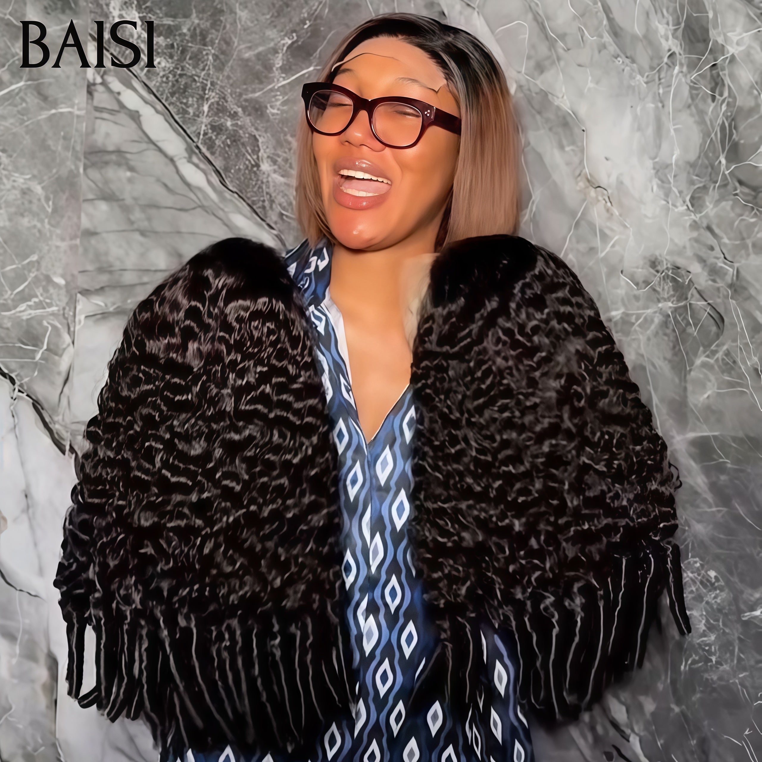 BAISI 13X4 lace frontal Perruques de Luxe Spring Curly Wave NOIR A1 Fabriquées par les cheveux double drawn mèches vièges volume plus de 20 ans d' utilisations