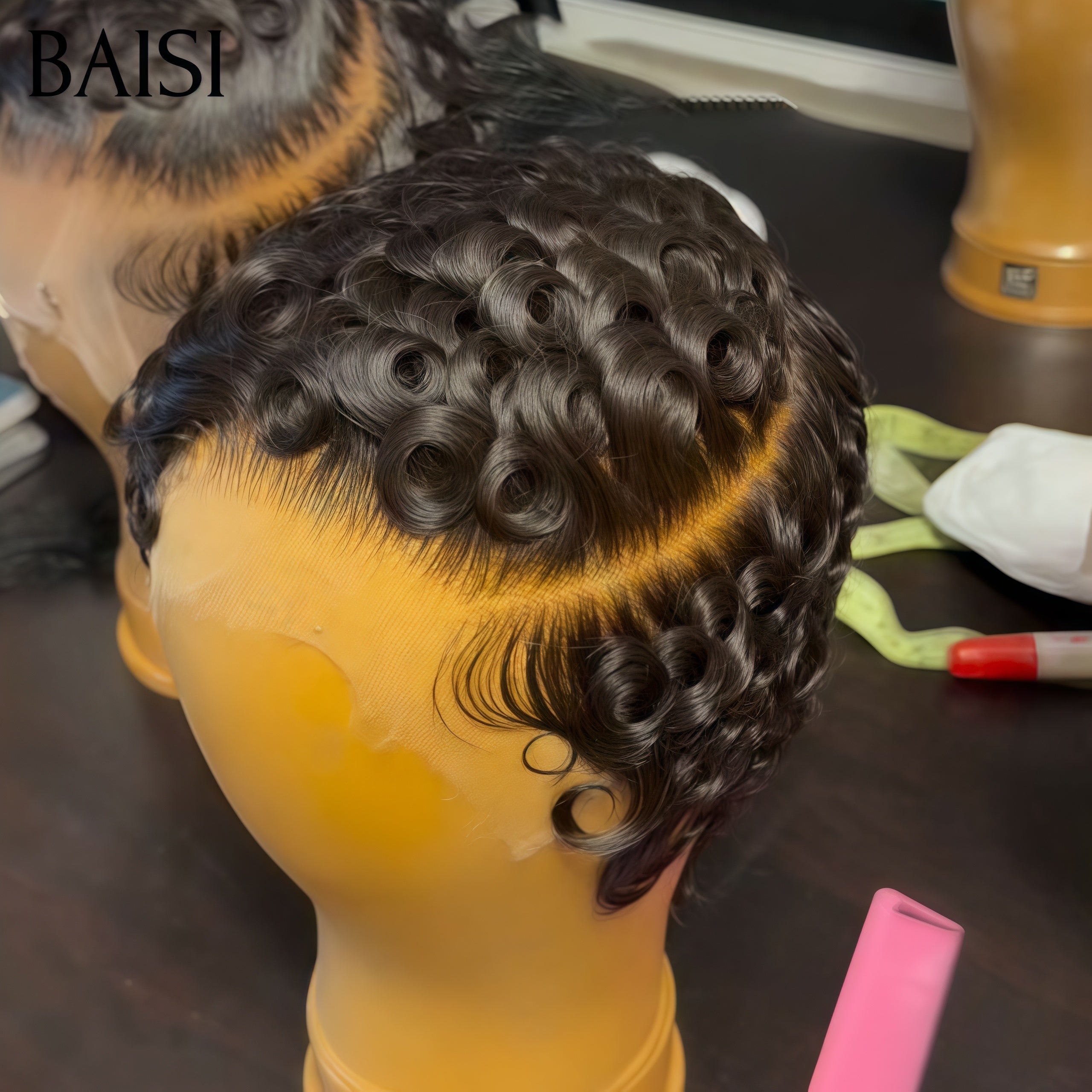 BAISI Achetez 2 perruques minimum au prix d'usine fournisseur Perruque chioma 13x4 lace frontal pixie en couleur noir 100% Cheveux Humains ( pas besoin de code)